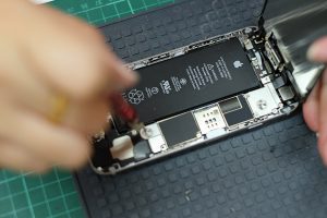 iPhone battery replacement