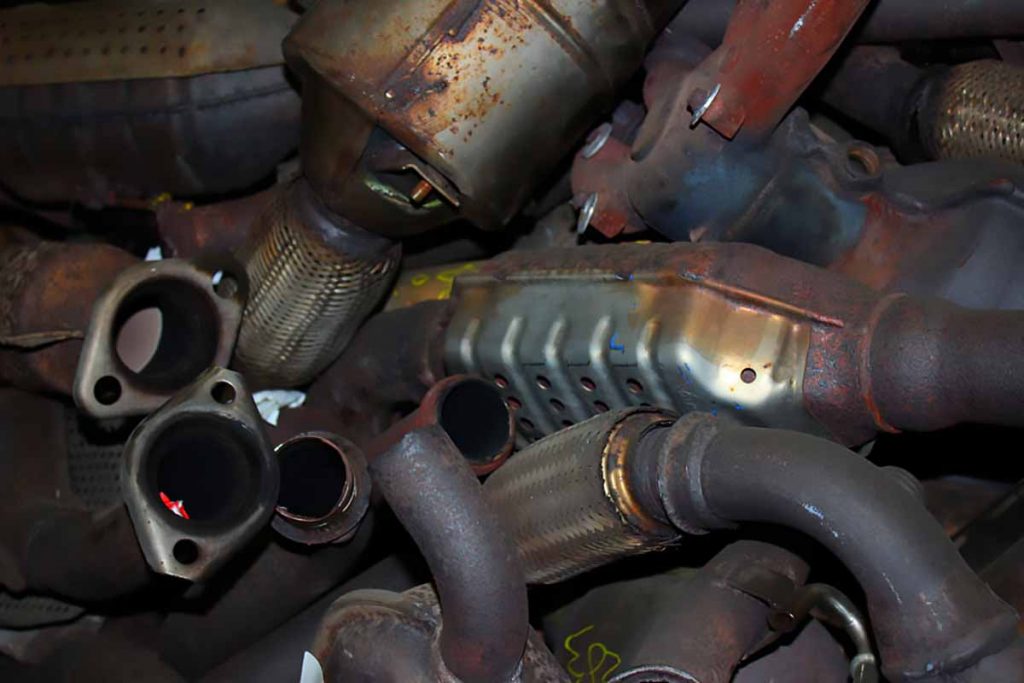 Catalytic converter scrap materials for recycling.