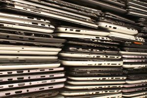 Stacked devices for recycling.