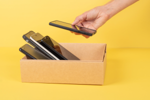 electronics recycle_Veja_shutterstock