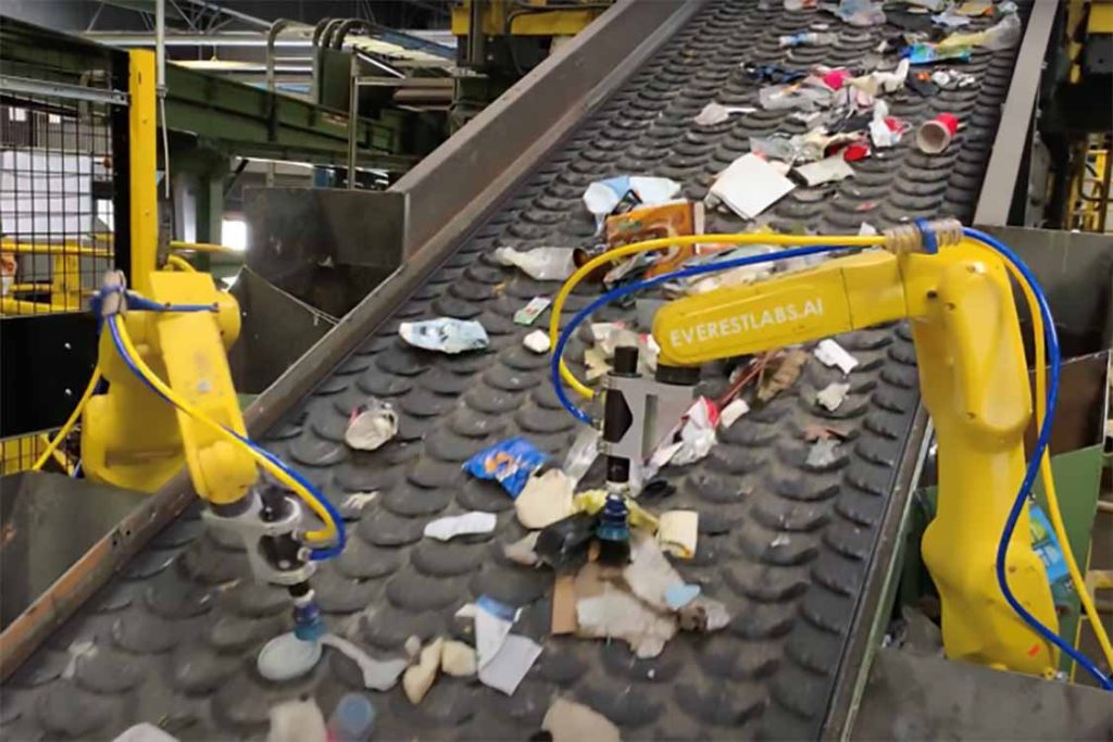 EverestLabs robots at work sorting material at the Sims Sunset Park MRF.