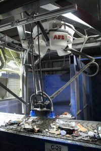 Carton-plucking ‘Clarke’ brings robots into recycling