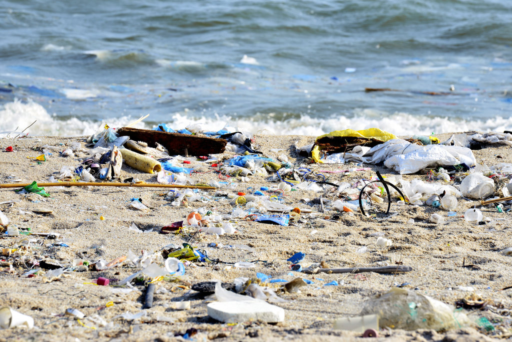 UN report sounds alarm over marine plastics