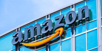 Amazon cutting out more flexible packaging