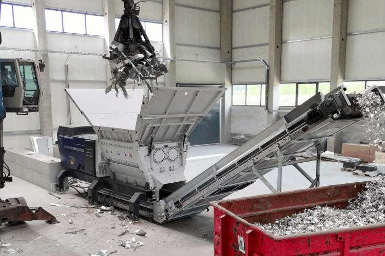 Equipment Spotlight: Lindner’s twin-shaft shredder