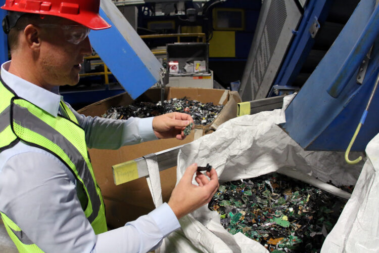 Processor invests in response to evolving device stream