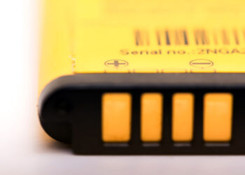 E-scrap firm fined for battery fires