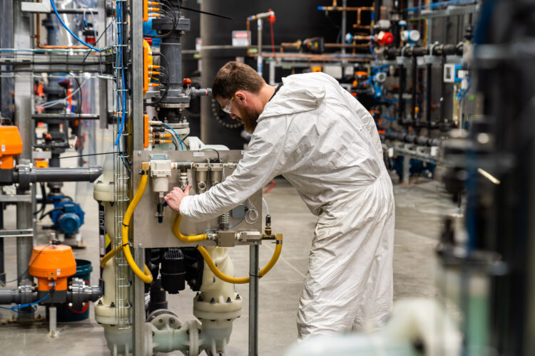 Smelter alternative gears up for US entrance