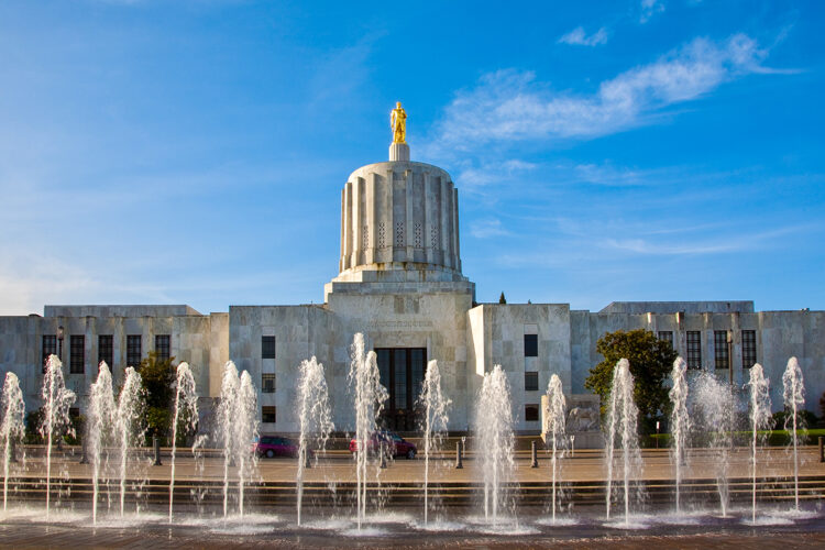 EPR rules take shape in Oregon, as first test