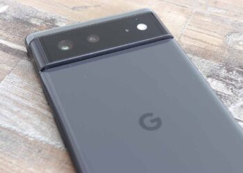 Google Pixel 6 phone