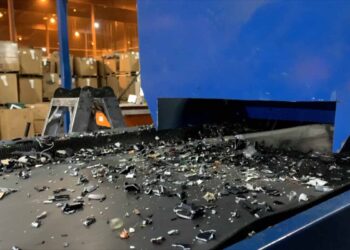 Shredded material on a conveyor at Sunnking.