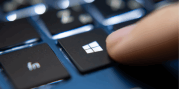 Following petition, Microsoft extends Windows 10 support