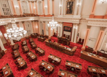 Apple throws support behind California right-to-repair bill