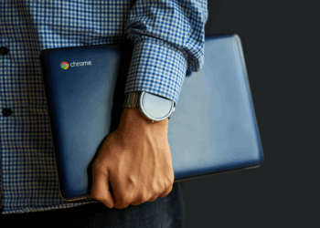 Google to extend Chromebook automatic software updates