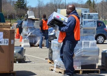 e-scrap recycling event