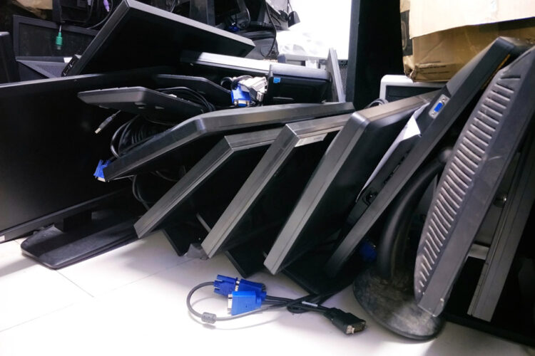 Company rolls out flat-panel processing technology