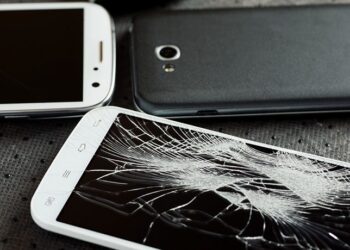 Self-healing glass could extend device life spans