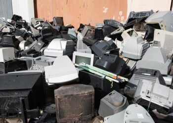 Electronics weight declines in waste stream
