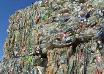 Industry group: Help us find the plastic bale volumes we need