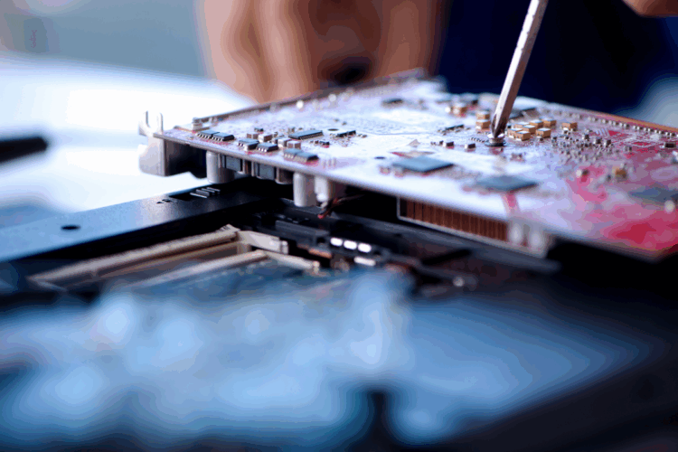 Industry experts talk data centers, component values