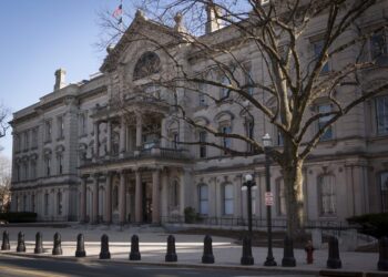 Bill to update New Jersey e-scrap program heads to governor