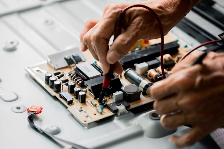 Colorado expands repair rights as electronics rules take effect