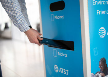 AT&T, Compudopt expand e-recycling program