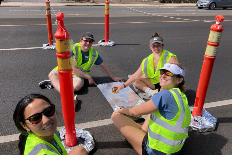 Hawaii trials asphalt made with plastic debris and nets