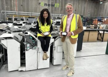 Turning e-scrap plastic into 3D printer filament