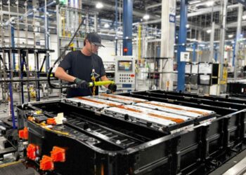 GM launches recycled EV battery line